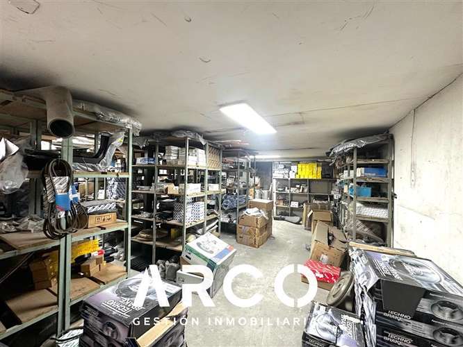 319 m2 de Bodegas + Local Comercial en venta en Santiago - Imagen 7