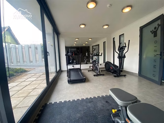 Departamento en venta de 2 dorm. en Macul casi nuevo.