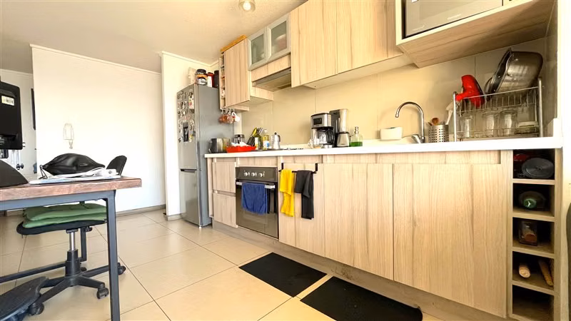 En venta departamento de 2 dorm. 2 baños en plaza Ñuñoa
