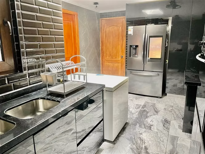 Casa en venta de 5 dorm. en Peñalolén - Imagen 16