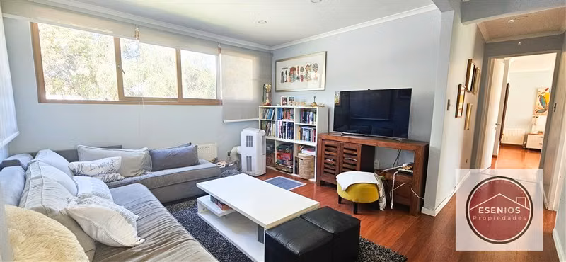 VENTA MODERNA LUMINOSA CASA EN COND. CHICUREO LOS INGLESES