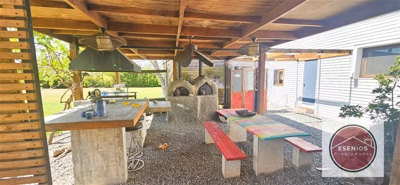 VENTA MODERNA LUMINOSA CASA EN COND. CHICUREO LOS INGLESES