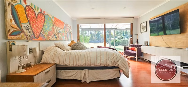 VENTA MODERNA LUMINOSA CASA EN COND. CHICUREO LOS INGLESES