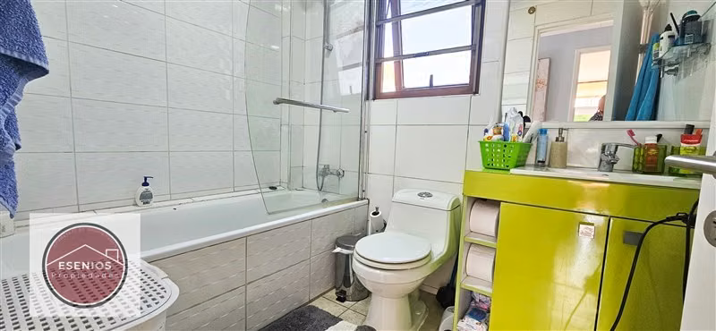 VENTA MODERNA LUMINOSA CASA EN COND. CHICUREO LOS INGLESES