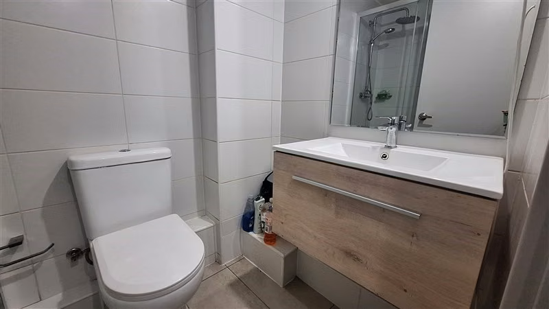 Departamento venta seminuevo 2 dorm. en Santiago Portugal