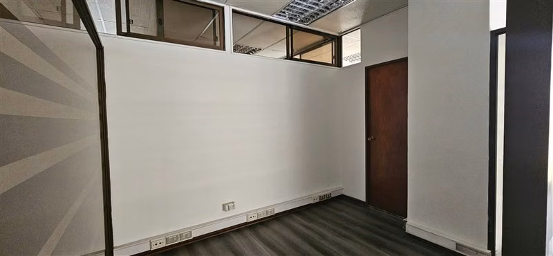 ARRIENDO OFICINA CENTRAL EN IQUIQUE