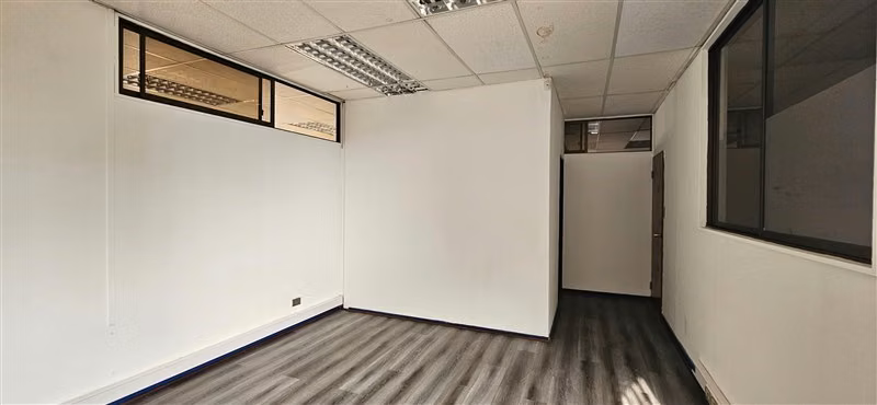 ARRIENDO OFICINA CENTRAL EN IQUIQUE