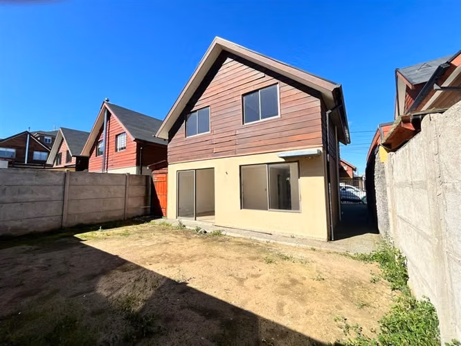 Casa en arriendo de 3 dorm. en Talca