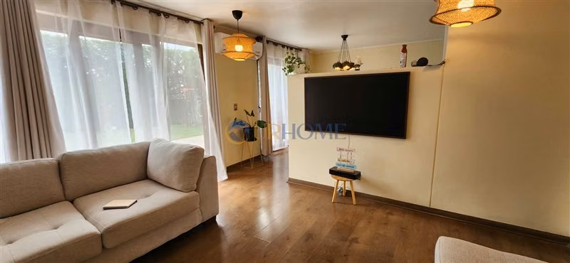 Casa En Venta 4 Dorm. 3 Baños Condominio La Florida