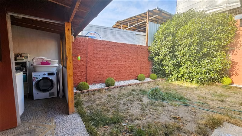 Casa en venta de 5 dorm. en Quinta Normal