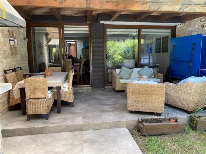 Condominio Aiwinco con playa y marina a pasos del centro
