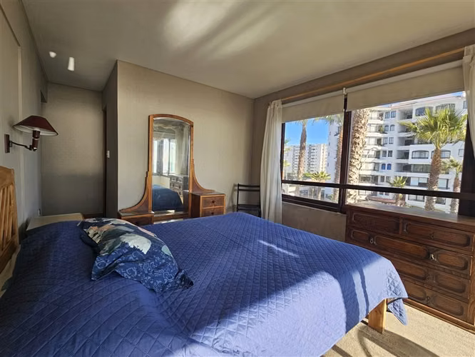 Departamento en venta de 3 dorm. en La Serena