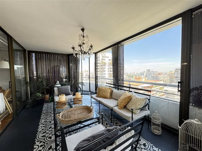 VENTA DEPARTAMENTO EL GOLF, VERBO DIVINO,4 ESTACIONAMIENTOS