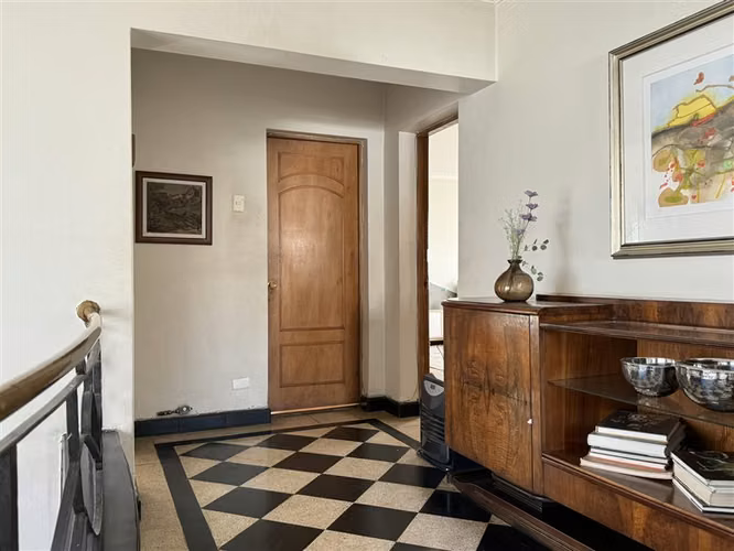 VENTA CASA EN LA REINA BAJA 5 Dormitorios 5 Baños, Piscina.