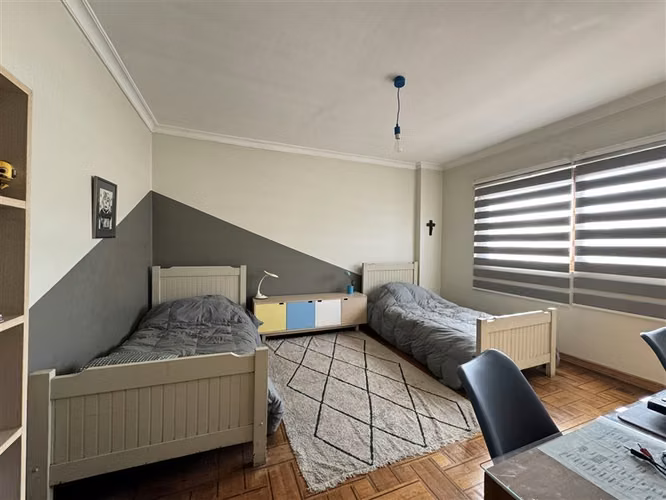 VENTA CASA EN LA REINA BAJA 5 Dormitorios 5 Baños, Piscina.
