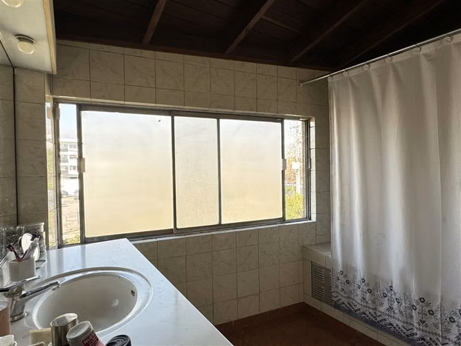 VENTA CASA EN LA REINA BAJA 5 Dormitorios 5 Baños, Piscina.
