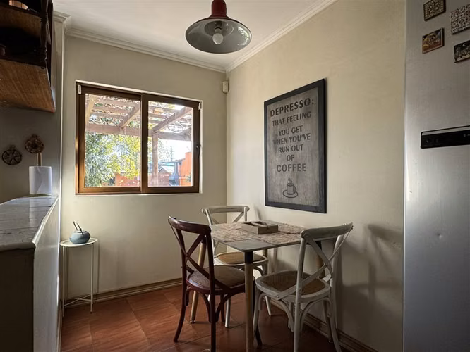 VENTA CASA EN LA REINA BAJA 5 Dormitorios 5 Baños, Piscina.