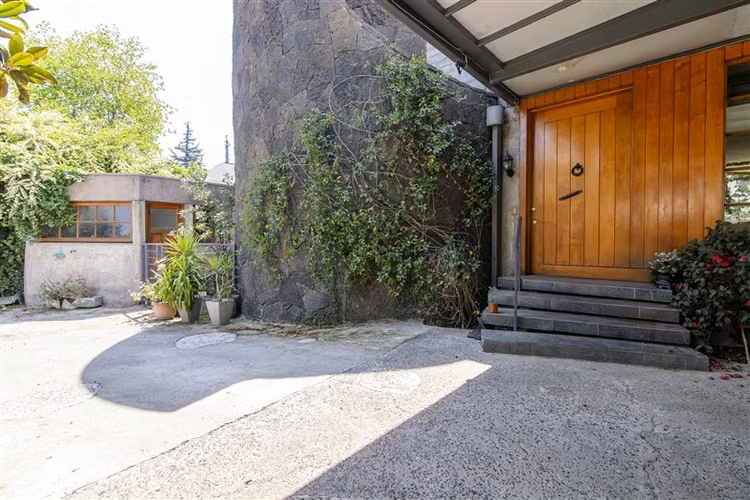 CASA EN VENTA EN LA REINA ALTA ! VISTA VERDE, BUEN BARRIO !.