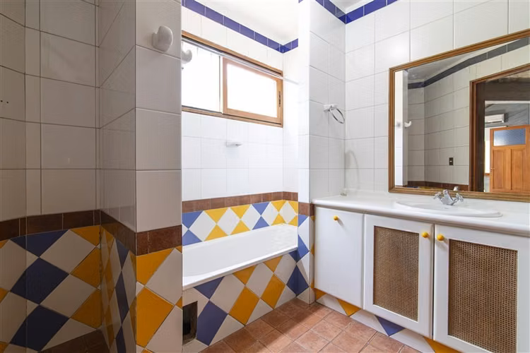CASA EN VENTA EN LA REINA ALTA ! VISTA VERDE, BUEN BARRIO !.