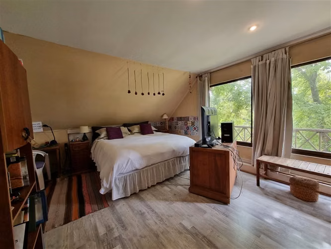 Casa en venta 4 dorm + servicio Santa Rosa de Huechuraba