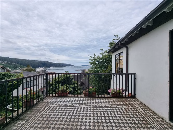 Casa en venta de 4 dorm. en Talcahuano