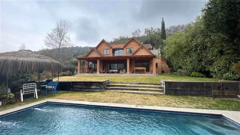 Casa en Venta en Lo Barnechea