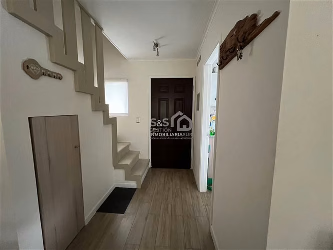 Vende casa en Pucón. Condominio Alicura.