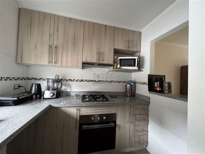 Vende casa en Pucón. Condominio Alicura.
