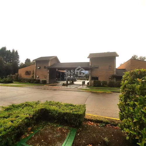 Vende casa en Pucón. Condominio Alicura.