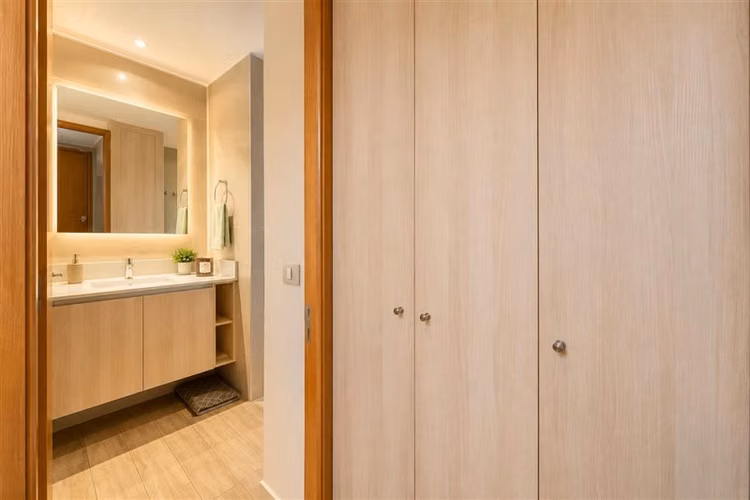 Se Vende Penthouse Vitacura 276 m2 , 2 Estacionamientos.