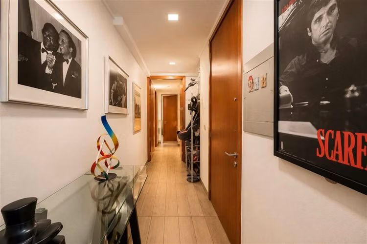 Se Vende Penthouse Vitacura 276 m2 , 2 Estacionamientos.