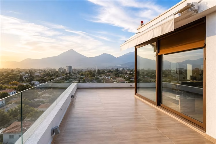 Se Vende Penthouse Vitacura 276 m2 , 2 Estacionamientos.