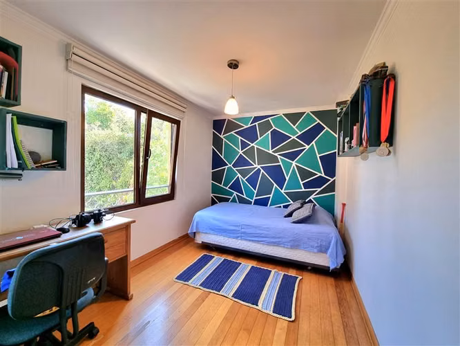 Casa en condominio en venta de 4 dorm. en La Reina