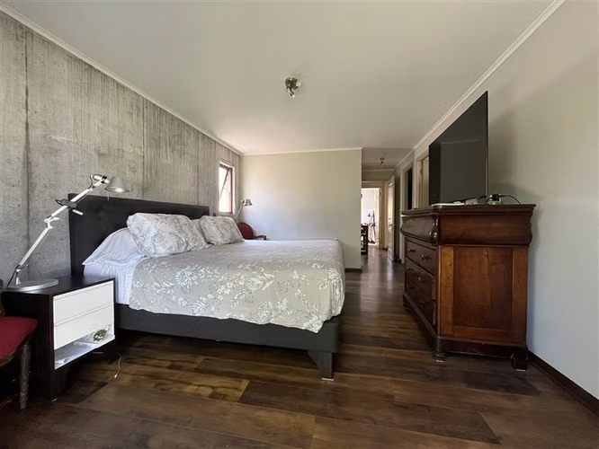Maravillosa Casa en venta de 5 dorm. en Portones Chicureo