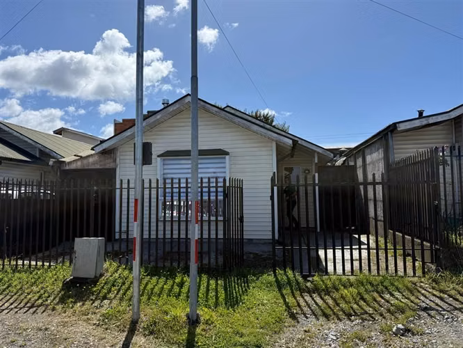 Casa en arriendo de 3 dorm. en Puerto Montt - Imagen 2