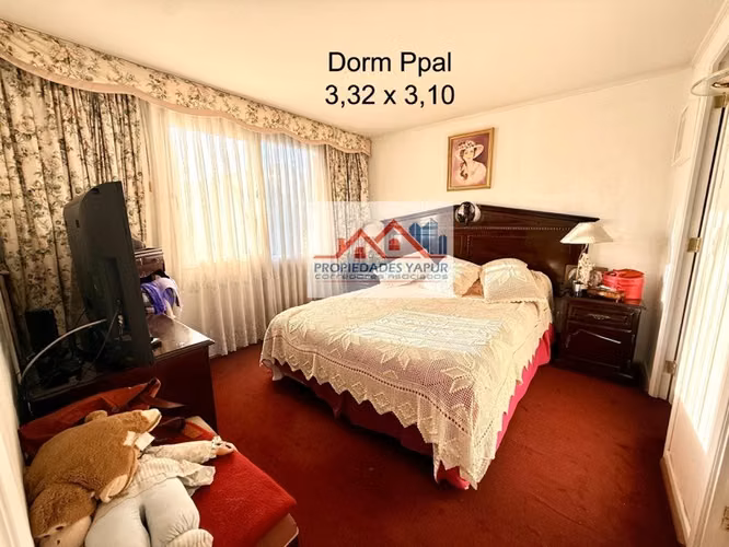 Casa 3 pisos Guardi 170/223m2 con 3D 3B Servicios Impecable