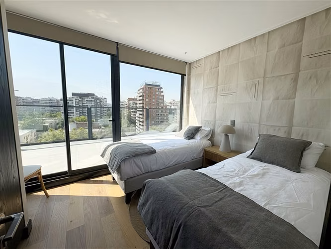 Departamento en arriendo de 2 dorm. en Vitacura