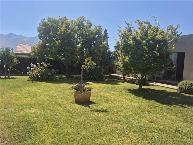 Casa en venta de 7 dorm. en Condominio Rinconada de los and