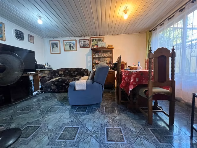 VENDO CASA, CERRO NAVIA 2DORM 1BAÑO 1EST. SALVADOR GUTIERREZ