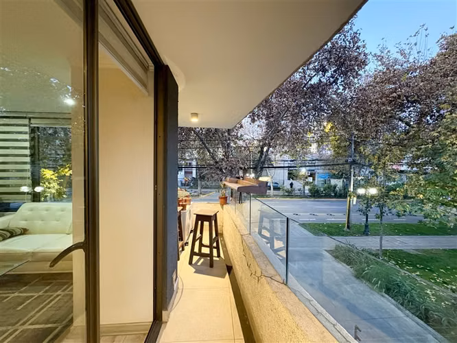 Hermoso departamento en venta de 2 dorm. en Providencia