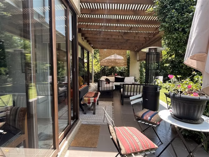 Oportunidad! Casa en venta de 3D 3B Peumayen Colina Chicureo