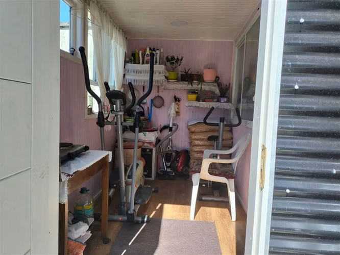 Casa en venta con 3 adeptos. adicionales.