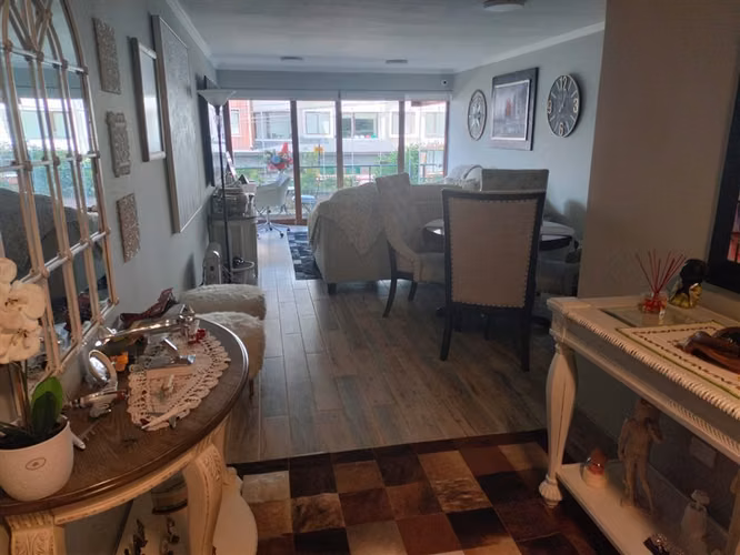Departamento en venta de 3 dorm. en Puerto Varas vista Lago