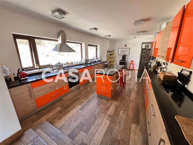 LA RESERVA ALTA 6D/3B+QUINCHO+PISCINA/CON SEGUNDA CASA