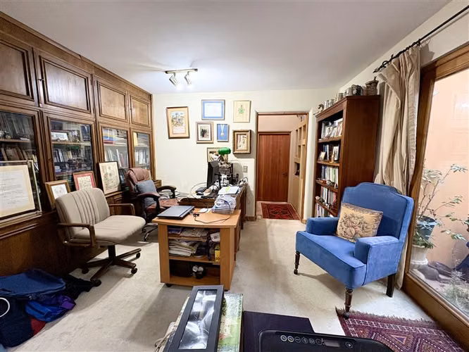 Hermosa casa en venta de 4 dorm. en Las Condes, Quinchamali