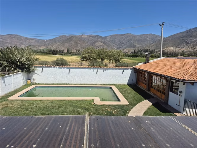 Casa en venta de 3 dorm. en Condominio de Rinconada de Los