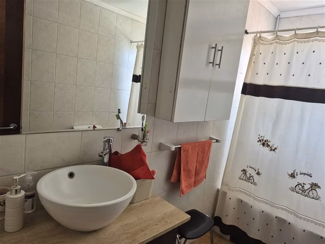 Casa en venta de 3 dorm. en Condominio de Rinconada de Los