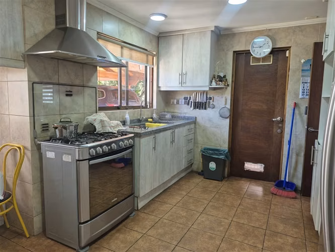 Casa en venta de 3 dorm. en Condominio de Rinconada de Los