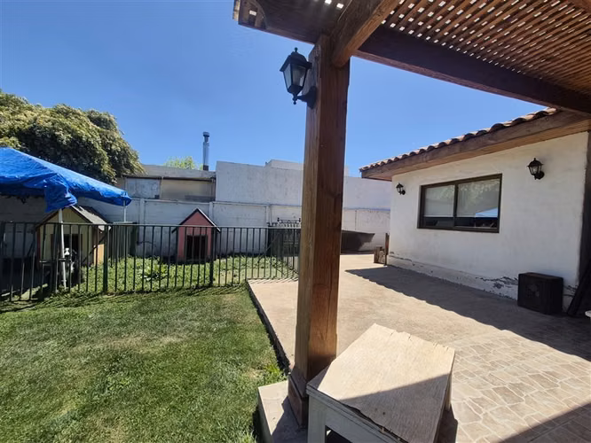 Casa en venta de 3 dorm. en Condominio de Rinconada de Los