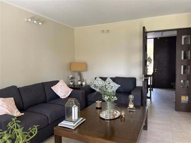 Casa en venta de 3 dorm. Brisas Norte. colegio Highlands - Imagen 10
